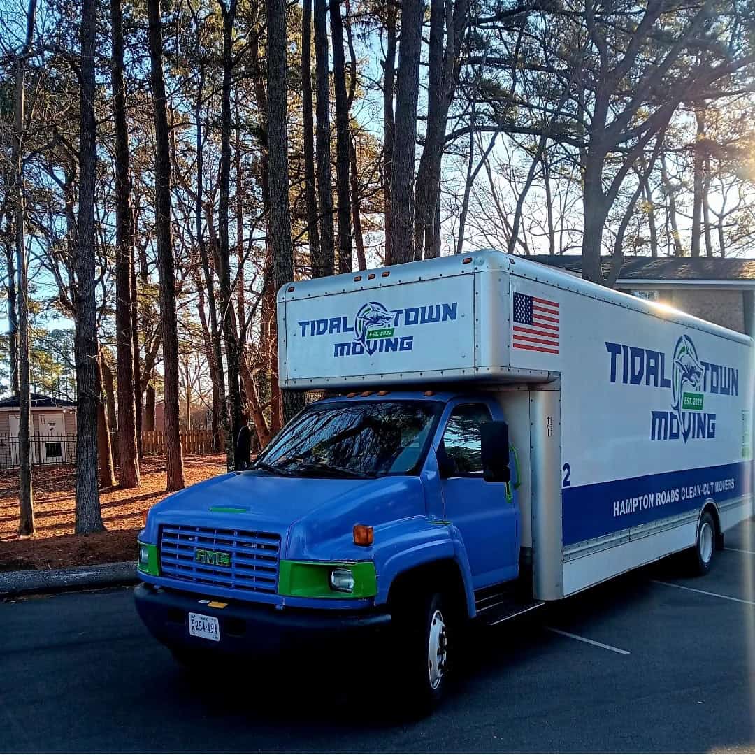 Tidal Town Moving truck in Virginia Beach
